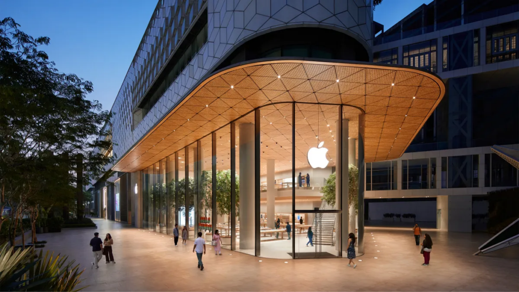 Apple Store in Mumbai 